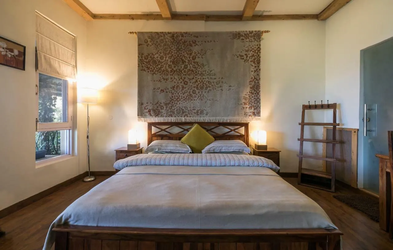 Stayvista At The Corner House - Pet Friendly Villa Shimla